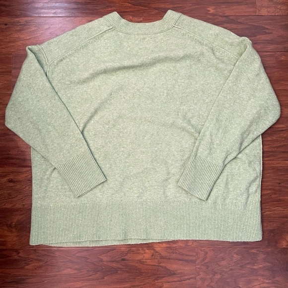 Aerie Oversized V-Neck Sweater Size XL - Picture 4 of 5